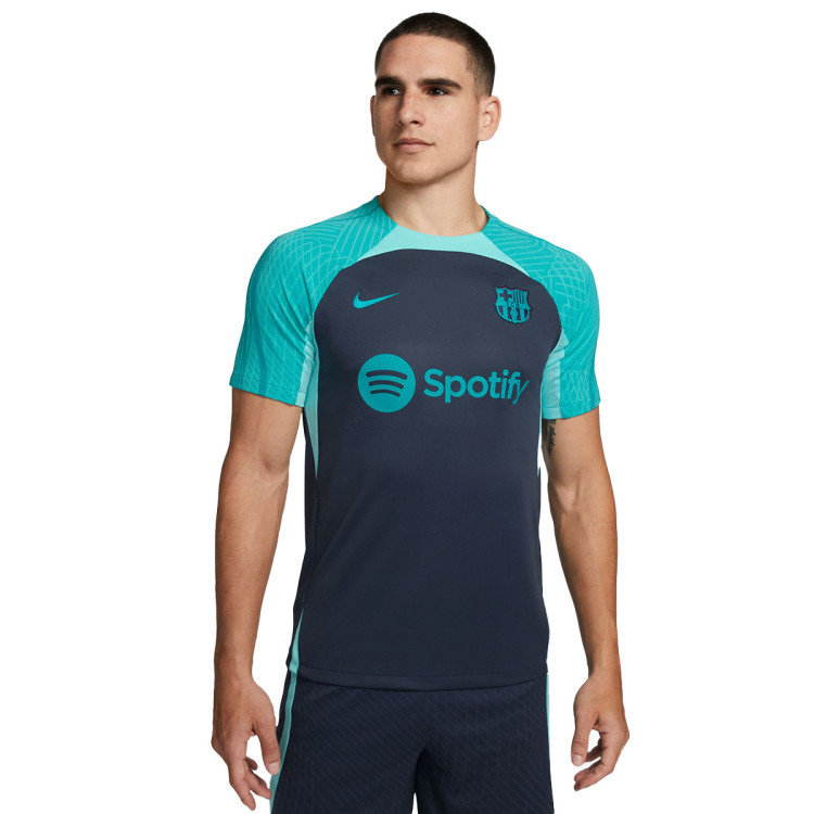 camiseta-nike-fc-barcelona-training-2023-2024-thunder-blue-light-aqua-energy-energy-0