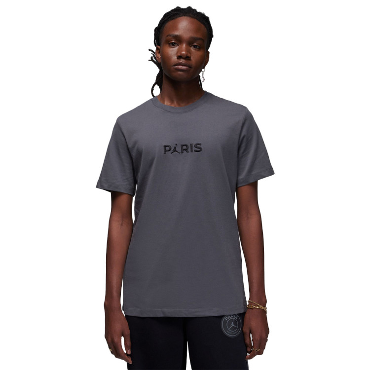 camiseta-jordan-psg-fanswear-2023-2024-wordmark-iron-grey-black-0