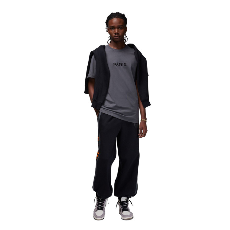 camiseta-jordan-psg-fanswear-2023-2024-wordmark-iron-grey-black-4